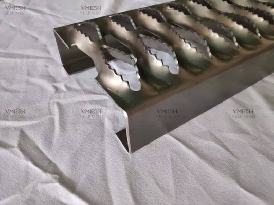 Grilla de apoyo de agarre de aluminio y diamante de 2-5 m