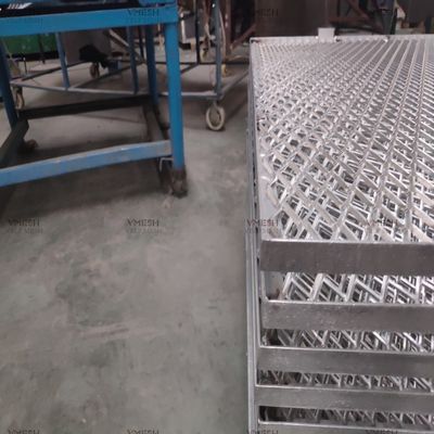 Pantalla de metal expandido con patrón de diamante galvanizado para malla decorativa