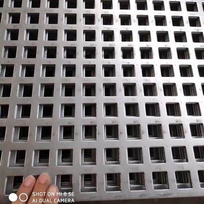Aluminio galvanizado de 2 mm cuadrado de lámina de metal perforada 4x8 pies