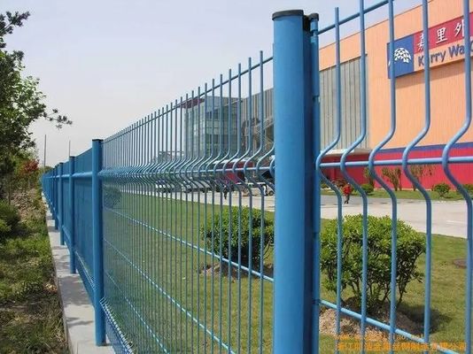 Recinto de malla de alambre metálico recubierto en polvo 3D con poste redondo cuadrado