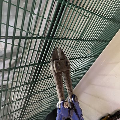 4.0mm Cerco de malla de alambre soldado galvanizado en caliente verde