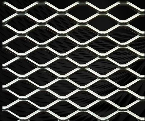 Malla metálica expandida de acero con bajo contenido de carbono con orificio de diamante para valla