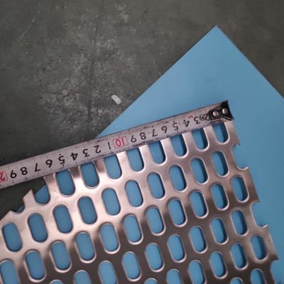Ranura/acero perforado agujero de Mesh Sheet Aluminum Or Stainless del metal del hexágono