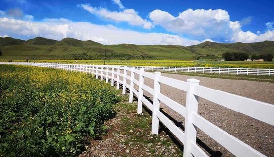 Estables 3 barandillas blancas diseño de cercas de PVC de plástico de vinilo Rancho Paddock cercas de caballos