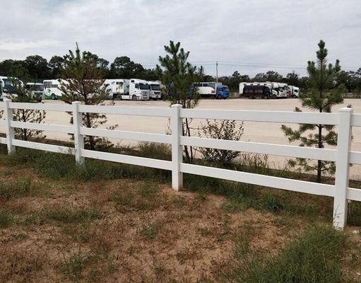 Cercas de caballo de PVC de 3 barandillas blancas de plástico estable