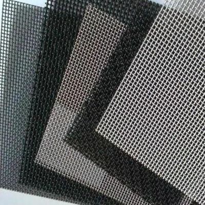 Pantalla de seguridad de puertas de acero inoxidable marino con revestimiento en polvo negro estándar