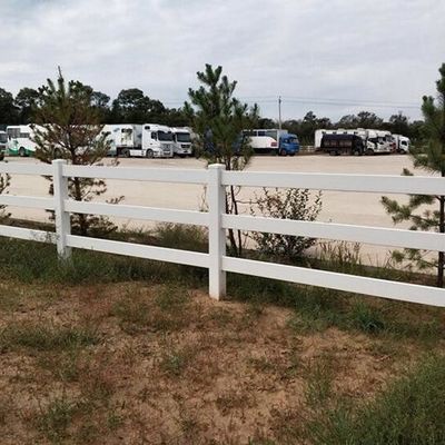 Color blanco 3 barandillas 4 barandillas Plastic Horse Fence Vinyl Farm Fence para la seguridad