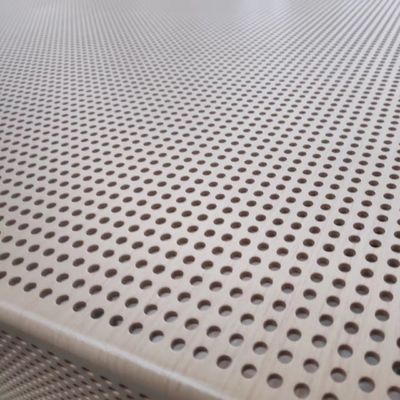 Arquitectónico Aluminio ligero revestimiento decorativo de malla metálica perforada