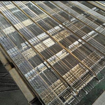 Facilidad de empotramiento y fijación de la malla anti-grietas de cemento de fundición de la estructura de encofrado