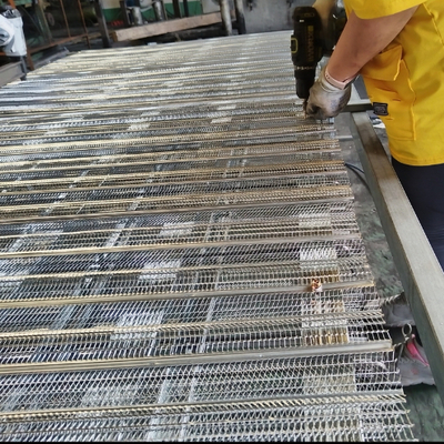 Revestimiento en malla de acero galvanizado de 1,10 m x 3 m