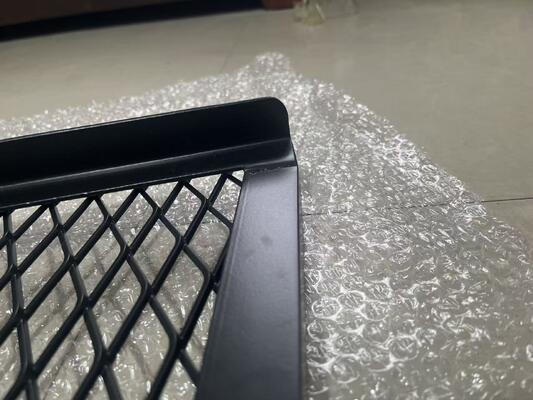 En polvo revestido de trabajo pesado de malla metálica expandida Ventana bien cubierta personalizable para la seguridad