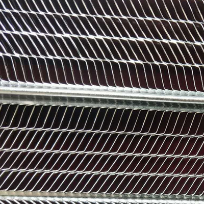Hoja de acero galvanizada de la malla del listón de la costilla de 600*2500m m para el encofrado concreto