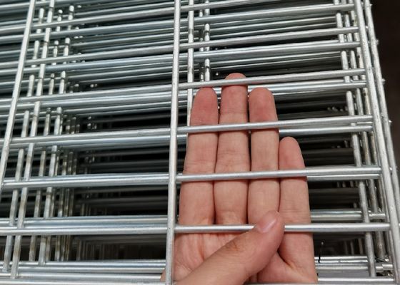 Paneles de malla de alambre soldado galvanizado para cercas SS304 1x2m