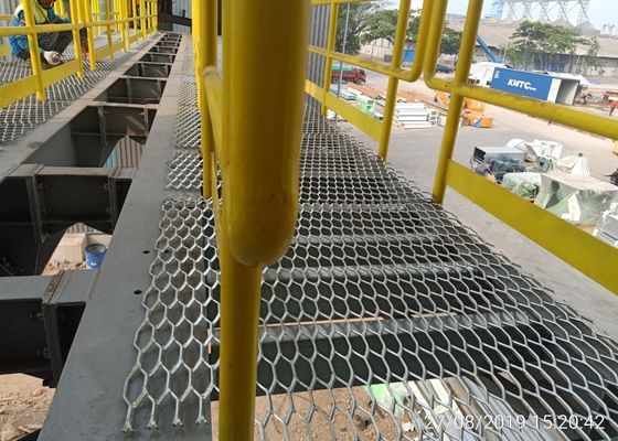 Lámina de metal expandido de acero galvanizado de 4,5 mm para plataformas