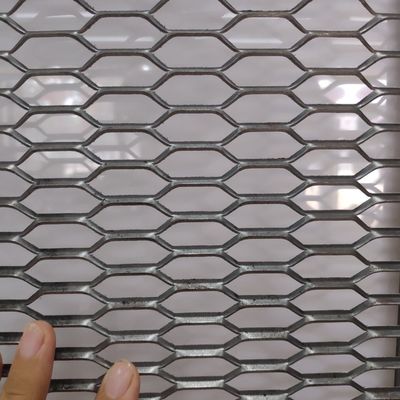 El agujero hexagonal galvanizado con poco carbono de la hoja 2m m amplió la malla metálica