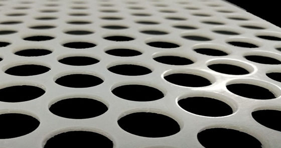Industria alimentaria perforada plástica blanca del PVC Mesh Panel Thin Sheet For