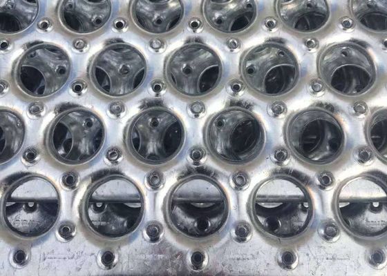Rejilla de pasarela antideslizante para tejado solar de aluminio 3.0mm 3.5mm