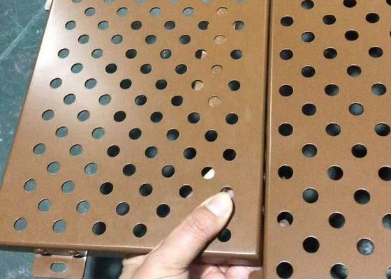 Tejas eléctricas galvanizadas perforadas 2x2 PVDF revestidas