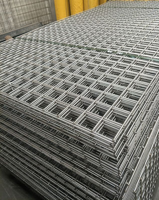 Panel de malla de alambre soldado galvanizado de 2 mm Agujero de alambre 25x25 mm