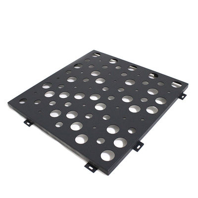 placa de metal perforada del agujero irregular negro del color para la pared de cortina