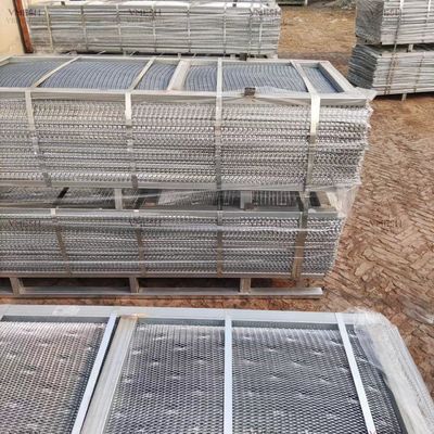 Superficie lisa galvanizada del agujero de Mesh Stucco Wire Lath Diamond del metal del yeso