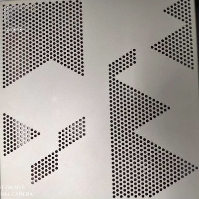 Diseño personalizado de hoyo triangular redondo de aluminio de acero inoxidable de hoja perforada para malla decorativa
