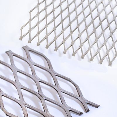Anticorrosión galvanizado de malla metálica expandida aplanada de construcción elevada