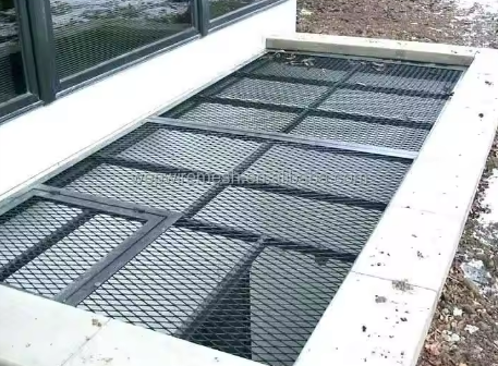 Cobertura de ventanas de malla de diamante robusta diseñada para una alta capacidad de carga