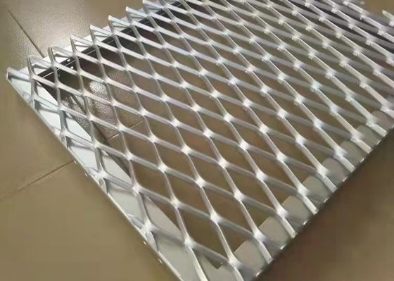 Diámetro ampliado aumentado o aplanado perforado de la hoja de metal los 0.5-5CM