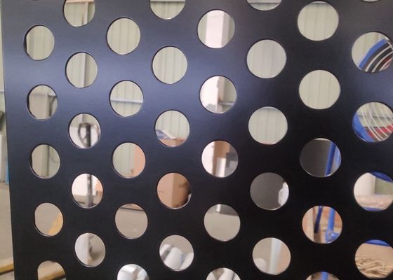 La decoración de la pared exterior perforó los paneles del metal modificó productos para requisitos particulares