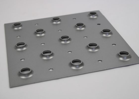 3.0m m galvanizaron la malla metálica perforada el 65% Rate Dimpled Sheet Gratings abierto