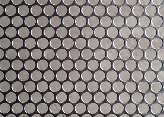 el agujero 3.0m m redondo de 2.0m m perforó la capa de aluminio del polvo de los paneles acústicos del metal