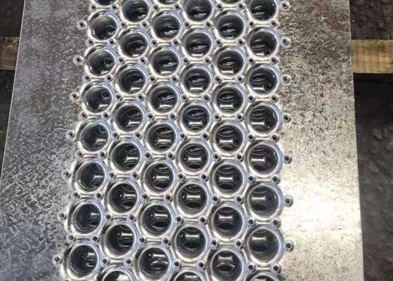 Rejilla de pasarela antideslizante para tejado solar de aluminio 3.0mm 3.5mm