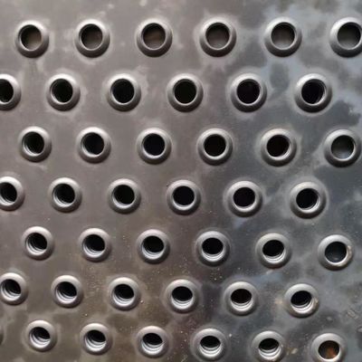 Pequeña pisada de escalera del agujero O no del resbalón del apretón de la seguridad inoxidable al aire libre del puntal