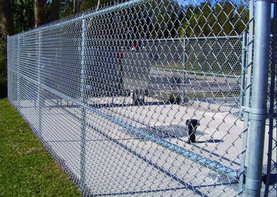 El Pvc cubrió la malla de alambre cerca Playground Diamond de la alambrada de 50 pies
