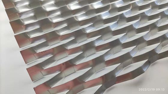 Alambre decorativo al aire libre del aluminio del revestimiento de la pared de Diamond Hole Expanded Metal Mesh