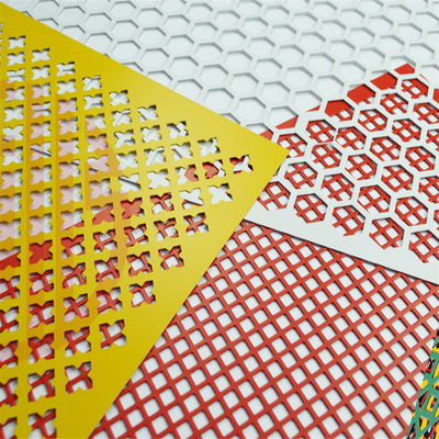 La perforación rectangular galvanizada perforó el grueso de Mesh Sheet 0.8m m del metal