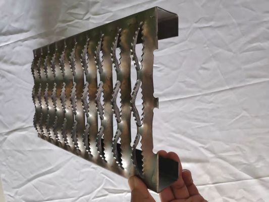 Resbalón anti industrial de las pisadas de escalera de Diamond Safety Grating Aluminum Metal de los entresuelos